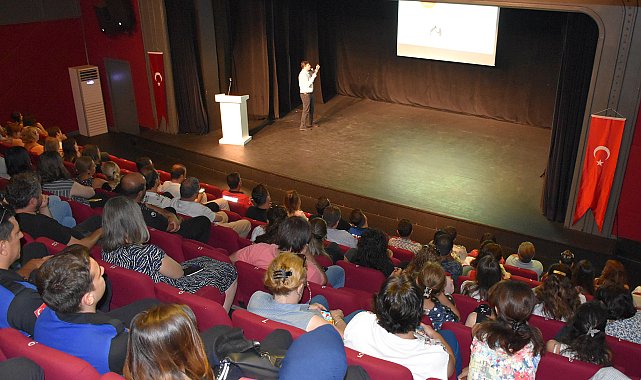 Çorlu'da belediye personeline “Kamuda Etik Değerler ve İlkeler” eğitimi verildi