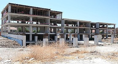 Denizcilik fakültesi ve yurt binasında çalışmalar sürüyor