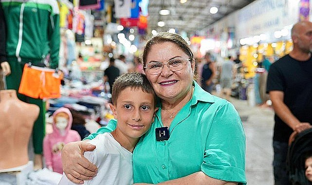 Didim Belediye Başkanı Hatice Gençay, ilçemizde Mavişehir Mahallesi'nde kurulan, Mavişehir pazarında esnaf ve vatandaşlarla buluştu