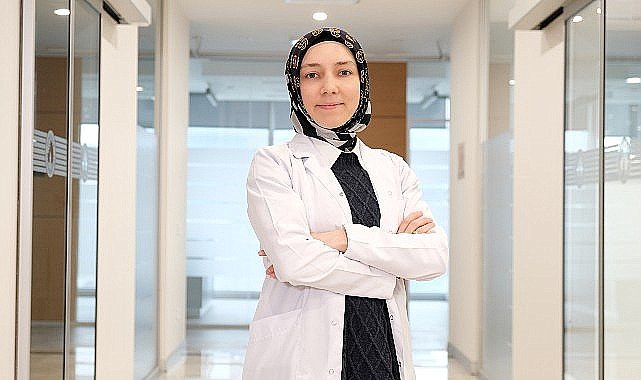 Diş eti kanaması kalıcı bir sorun değil! Etkili ve düzenli bakımla sağlıklı diş etlerine ulaşmak mümkün…