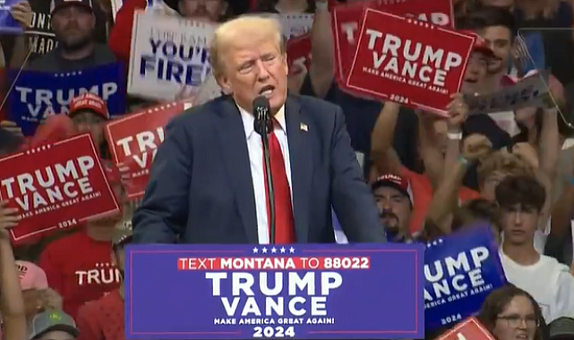 Donald Trump, Harris ile planlanan TV tartışmasından çekilmekle tehdit etti