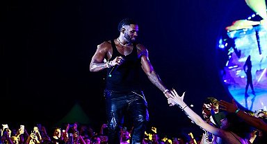 Dünyaca ünlü sanatçı Jason Derulo, İstanbul'u salladı!