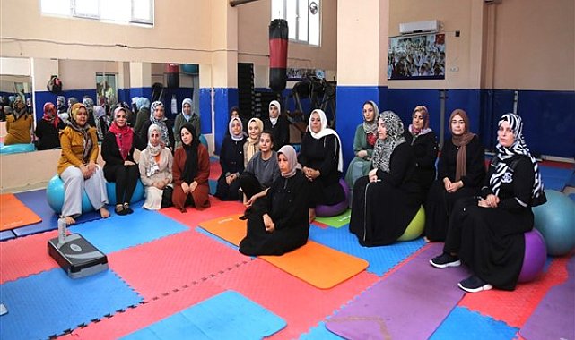 Eyyübiyeli kadınlar Akabe Kadın Destek ve Spor Yaşam Merkezi’nde vakit geçiriyor