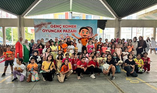 Genç KOMEK 2. El Oyuncak Pazarı ile çocuklara çevre bilinci aşılandı