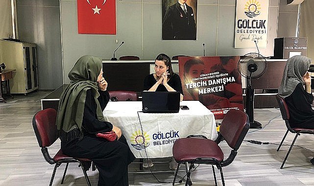 Gölcük Belediyesi Üniversite Adaylarının Rehberi Oldu