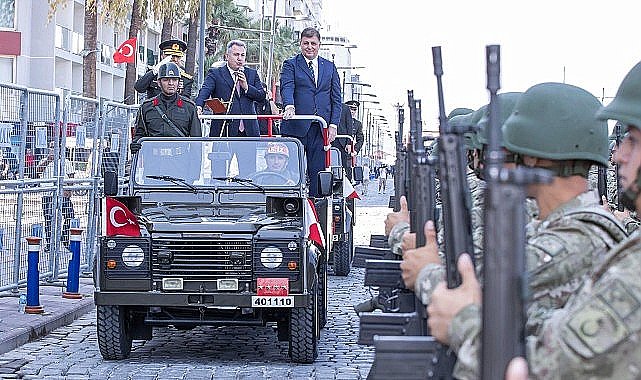 İzmir'de 30 Ağustos Zafer Bayramı kutlamaları başladı