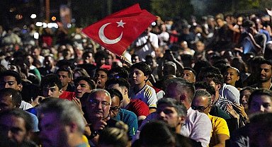 İzmir'de “Filenin Sultanları