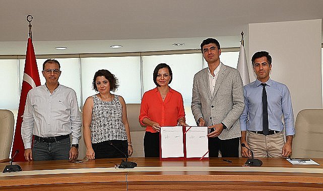 Karabağlar Belediyesi'nden İZSU'yla örnek protokol: Su abonelik işlemleri için dijital ortamda yürütülecek