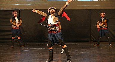 Karşıyaka'da halk oyunu bilmeyen kalmayacak