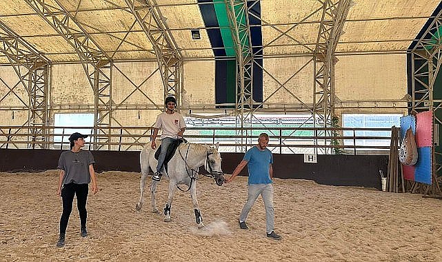 Kartepe Belediyesi'nin yaz etkinlikleri kapsamında düzenlediği “Bir Gençlik ve Gelişim Kampı'nın 2'ncisi de tamamlandı