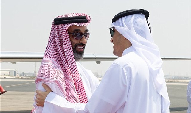 Katar Dışişleri Bakanı Al Sani, BAE Ulusal Güvenlik Danışmanı Al Nahyan ile görüştü