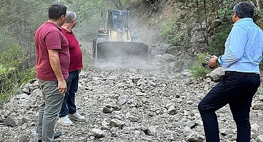 Kemer'de korkutan yangın