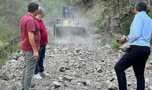 Kemer'de korkutan yangın