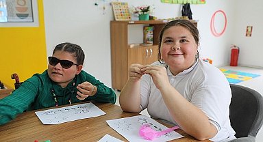 Kısa Mola ile Annelerin ve Evlatlarının Yüzü Gülüyor 