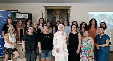 Komili Zeytin ve Zeytinyağı Enstitüsü'nün Kadın Çiftçilere Verdiği Eğitimlerin Yeni Dönemi Başladı