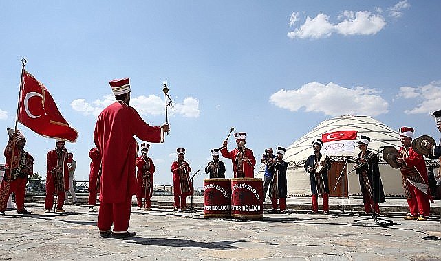 Konya Büyükşehir Malazgirt Zaferi'nin 953. Yıl Dönümü Coşkusuna Eşlik Ediyor