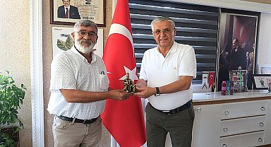 Kurt'tan Başkan Topaloğlu'na ziyaret