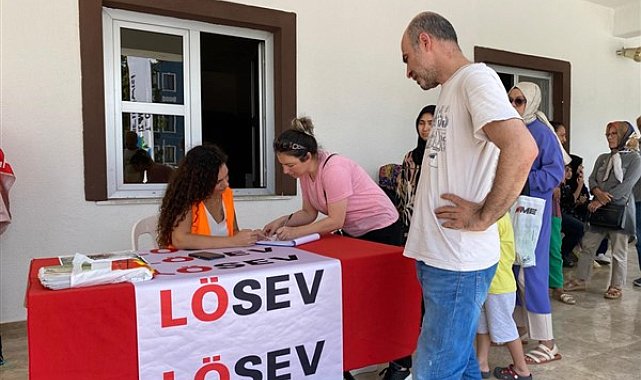 LÖSEV‘den kanserle mücadele eden ailelere et desteği