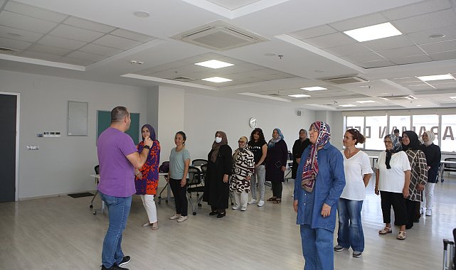 Mahalle kadın dernekleri, drama etkinliğinde bir araya geldi