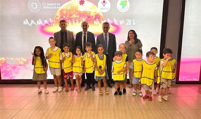 Mamaklı çocuklar robotik kodlama öğreniyor