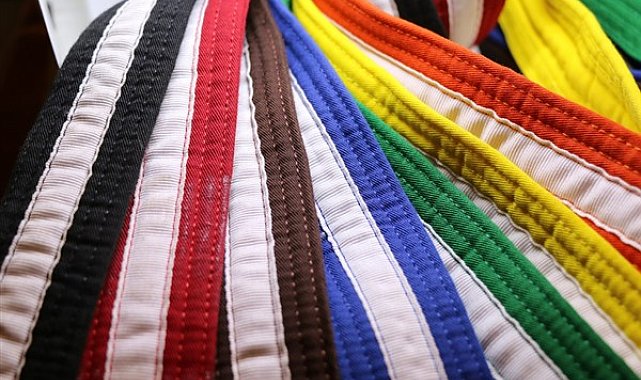 Milli sporcu Çelik, Japon rakibini mağlup etti