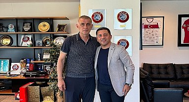 Nevşehir Belediye Başkanı Rasim Arı,Türkiye Futbol Federasyonu Başkanı İbrahim Ethem Hacıosmanoğlu'nu makamında ziyaret etti