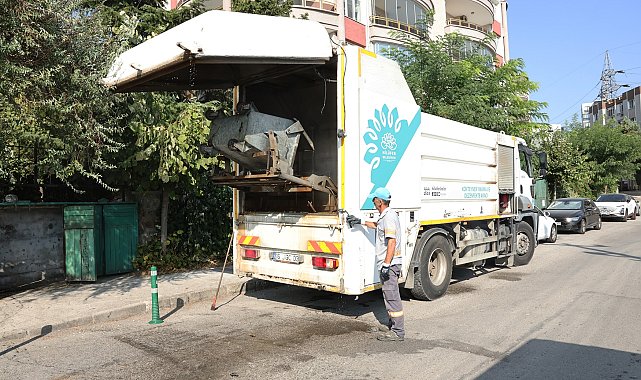 Nilüfer Belediyesinin temizlik çalışmaları sürüyor