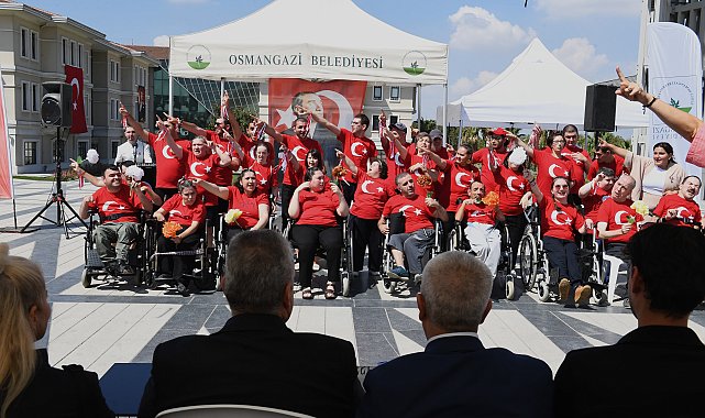 OBAM'da hazırlanan gösterilerle birlikte 30 Ağustos Zafer Bayramı kutlandı