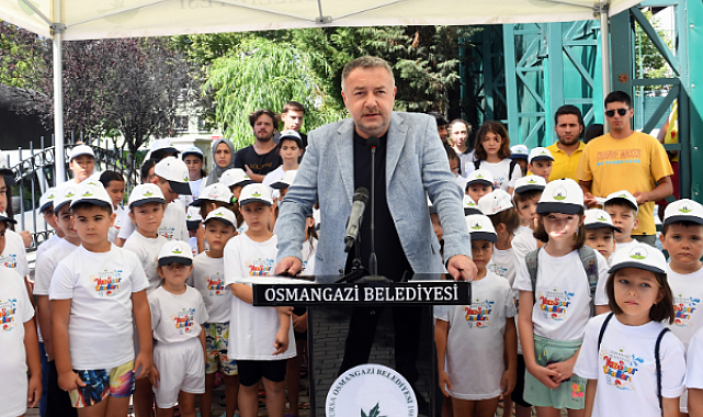 Osmangazili minik yüzücüler sertifikalarını aldı