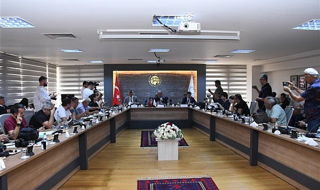 Öztürk: Günü kurtaracak çözümler değil, kalıcı çözümler üreteceğiz