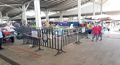 Salihli Belediyesi'nden Pazaryeri Kurallarına Uymayan Tezgâh Sahiplerine Ceza