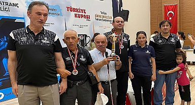 Satrançta Çankaya'ya Altın, Gümüş ve Bronz Madalya