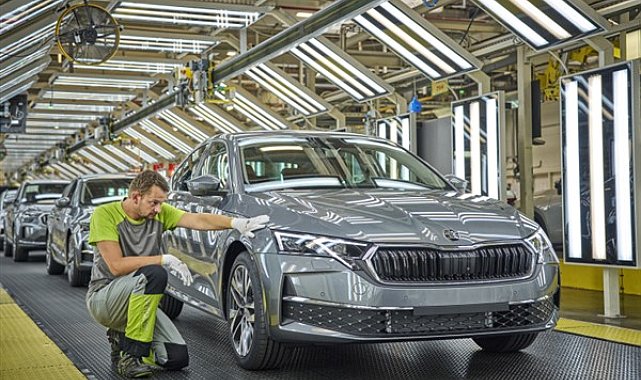 Skoda’nın Octavia modelinin üretimi Kvasiny fabrikasında da başladı