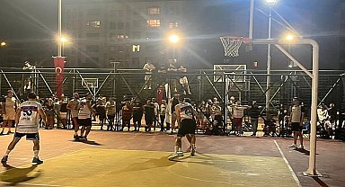 Sokak basketbolu heyecanı Göztepe'de devam etti