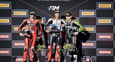 Toprak Razgatlıoğlu yeni Pirelli arka lastikle rekora imza attı