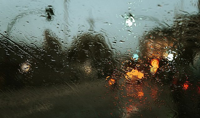 Trakya kesimi için gök gürültülü sağanak yağış uyarısı