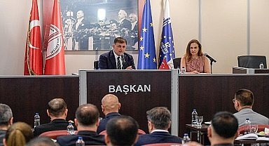 Tugay: Karşıyaka İskelesi'nin yenilenmesi gündemimizde