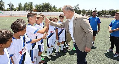 Urla'da Çocuklar hem eğleniyor hem de öğreniyor