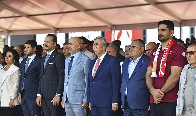 Yavaş, 1. Geleneksel Taha Akgül Karakucak Güreşleri'nin açılışına katıldı