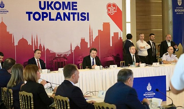 Yeni taksilere çevrim içi uygulamalarla binilebilecek