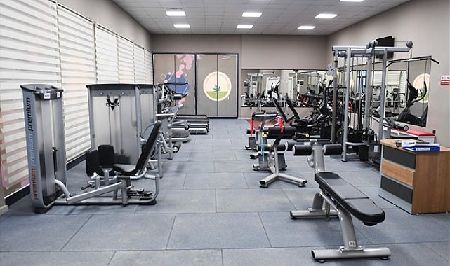 Yenibağlar Kadın Spor ve Yaşam Merkezi açıldı