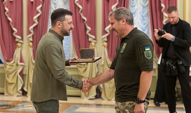 Zelenski: Savaşçılarımızı her gün güçlendiren ve ilham veren herkesi kutluyoruz
