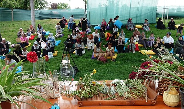 Zeytinburnu’nda “Bahçe Seminerleri” başladı