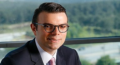 Abdi İbrahim, bilimin ışığı ile liseli gençleri aydınlatıyor; Geleceği Keşfedenler Programı'nın üçüncü dönemi tamamlandı