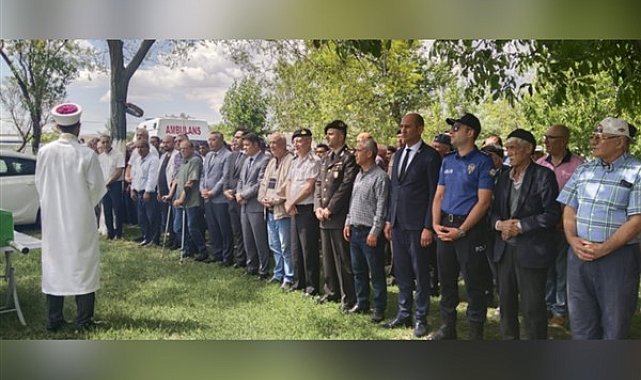 Afyonkarahisar'da şehit babası İnan, son yolculuğuna uğurlandı