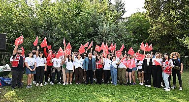 Antalya Büyükşehir'den üniversite öğrencileri eğitim desteği