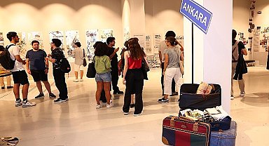 “Arada Bir Yerde Ankara