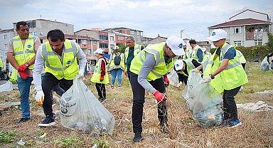 Avcılar'da temizlik hareketi başladı