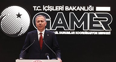 Bakan Yerlikaya: 2 bomba imha uzmanı ve 1 arama köpeği ile uçakta arama devam ediyor