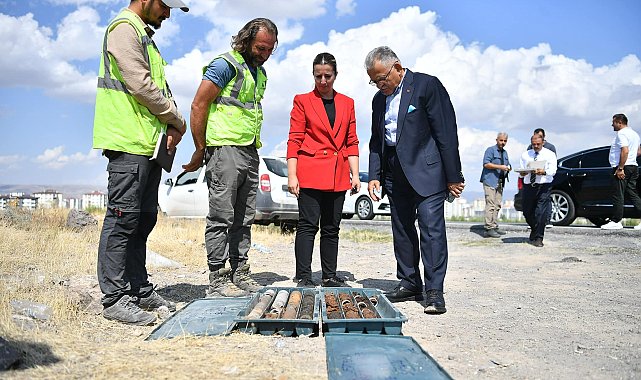 Başkan Büyükkılıç, mikrobölgeleme çalışmalarını yerinde inceledi